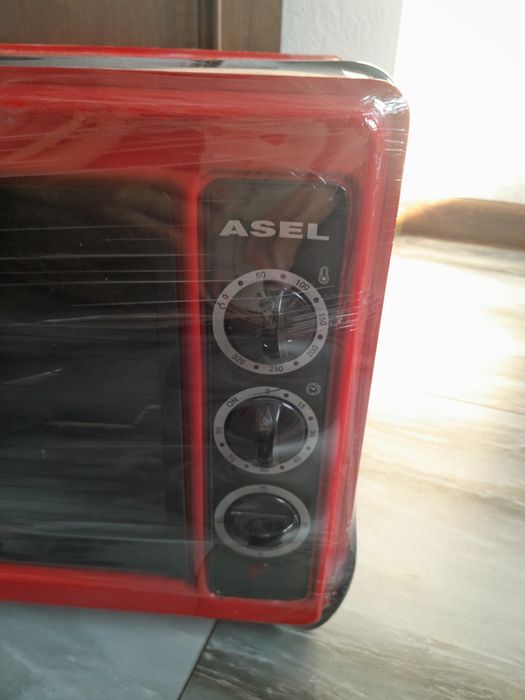 Духовка Asel красного цвета