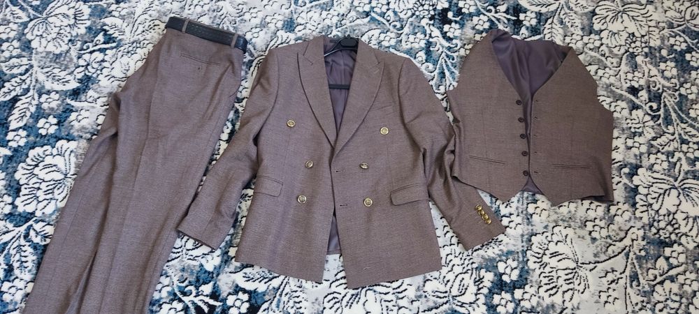 Kostyum shim italyanskiy