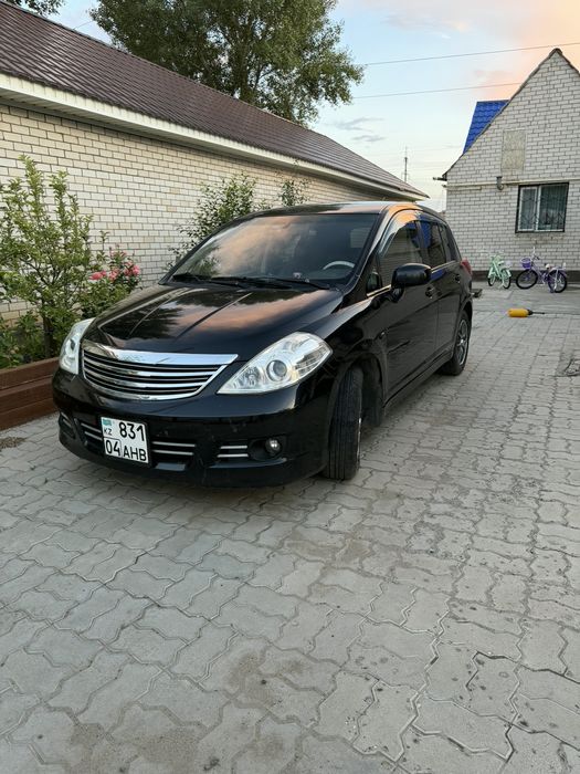 Nissan tiida 2008