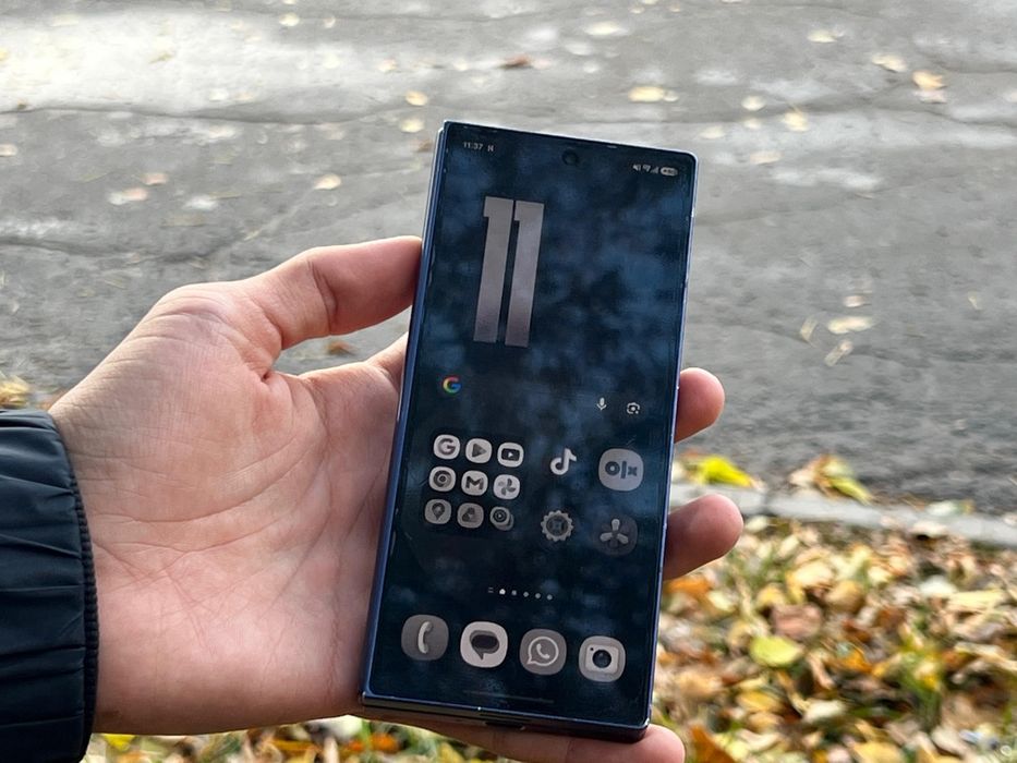 Samsung Z Fold 6