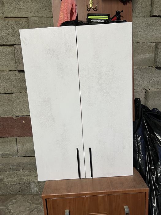 Шкаф навесной в кухню