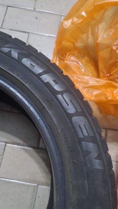 Продам шины 215/55/17