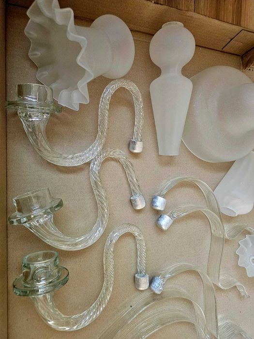 Piese lustra clasica din sticla alba