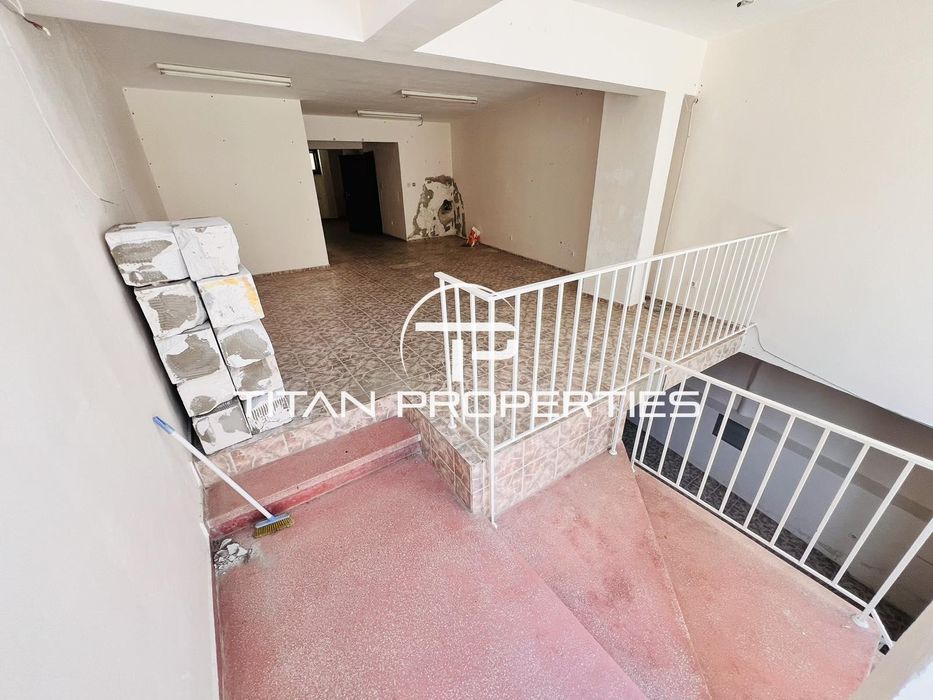 Дава се под наем Магазин в Бургас, Център - 189 кв.м за 612 € - Снимка #1