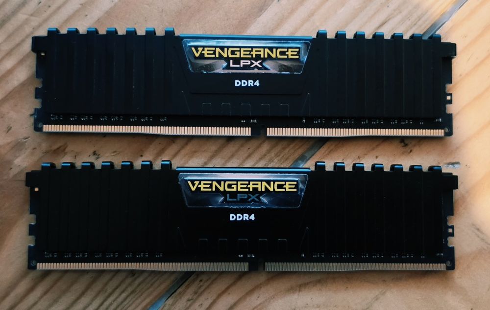 16GB RAM DDR4 3000MHz Corsair Black
