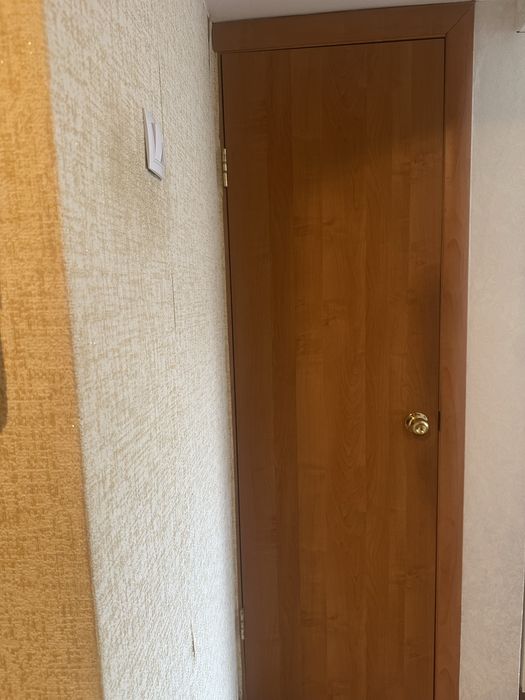 Продам двери межкомнатные