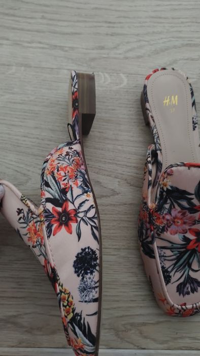 Мюли стильные в отличном состоянии