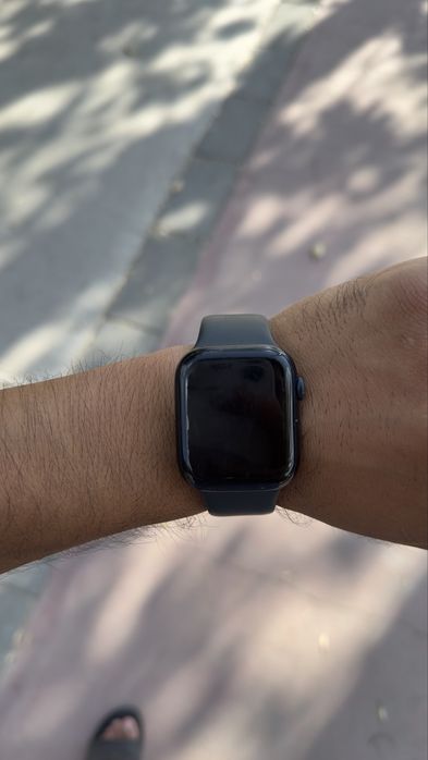 iwatch 8/45 32gb