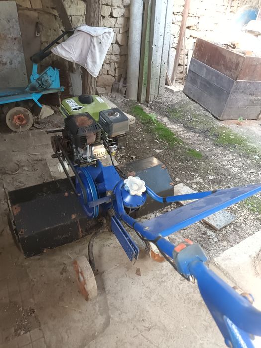 Продавам  мотофрези.