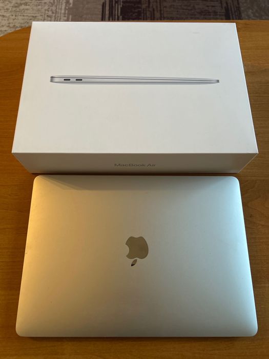 MacBook Air (2020), M1, 97% Battery health
