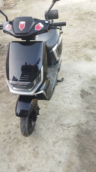 Skuter tezligi 60 ...70 klometor yuradi