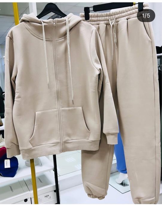 Сстильный костюм на флисе