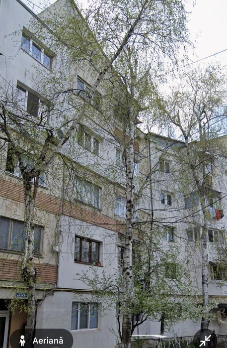 Vând apartament cu 2 camere în Huși, zonă centrală – persoană fizică

Vând apartament cu 2 camere, decomandat, situat pe strada Eroilor Nr 4, în spate
