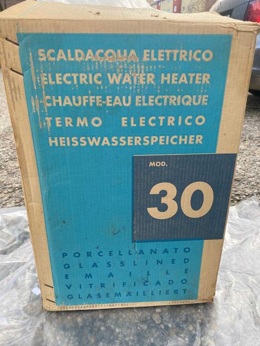 Vand boiler de 30 litri