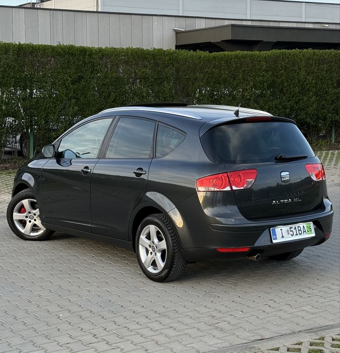 * Seat Altea XL * 1.9 TDI  * FACELIFT * 2010 * Trapă * Navi * BLS *