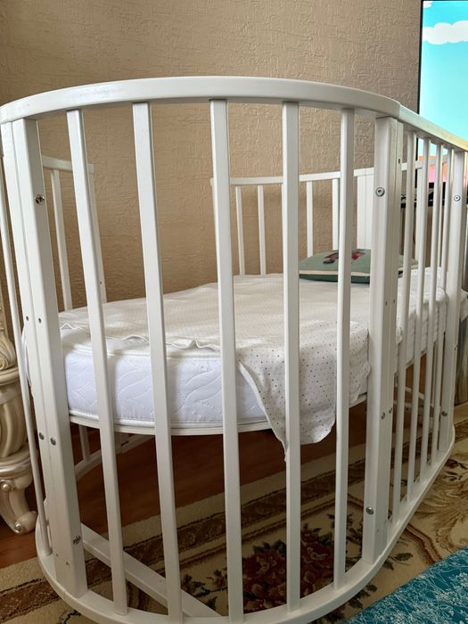 Продам детскую кровать за пол цены