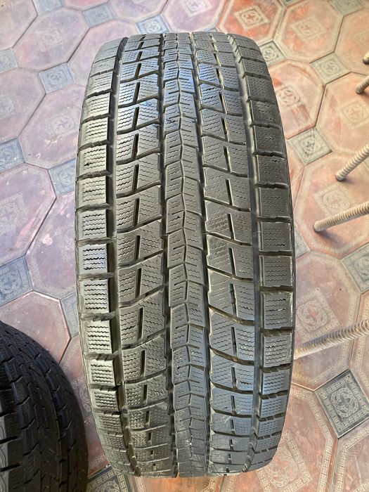 Шины 285/60/18 Dunlop зимние