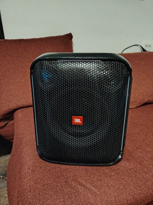 Boxa jbl partibox 100