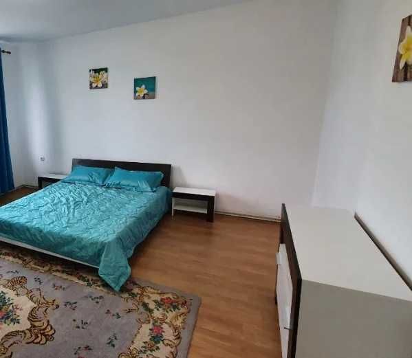 Дава се под наем Тристаен апартамент в Пловдив, Западен - 90 кв.м за 346.8 € - Снимка #1