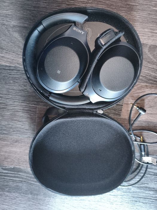 Наушники SONY WH1000XM2