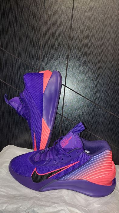 Универсални  маратонки NIKE