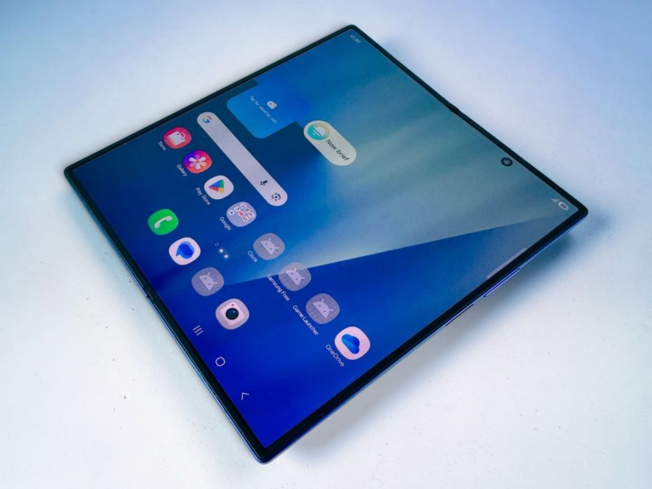 Samsung Galaxy Z Fold 7 5G 512GB 12RAM Blue Отличен! Гаранция!