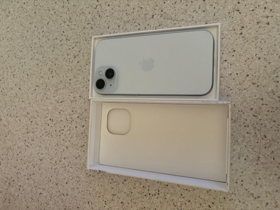 iPhone 15. 128GB