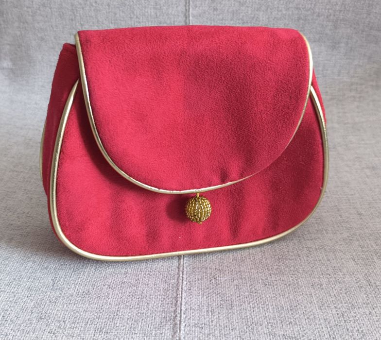 Poseta mana  sau geanta machiaj Bodyshop