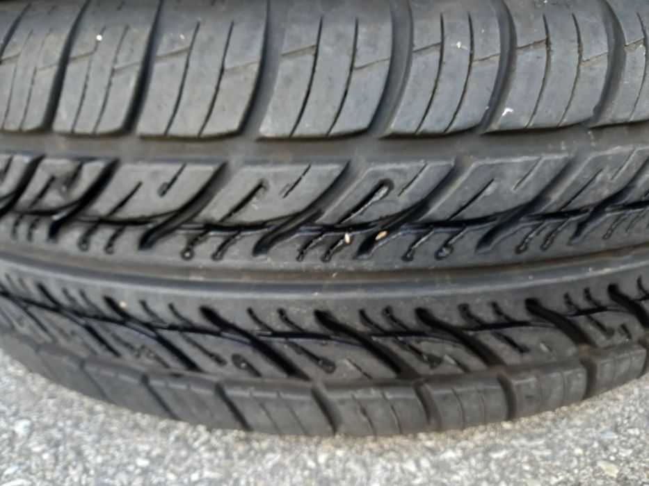 4 броя гуми  185 65 14