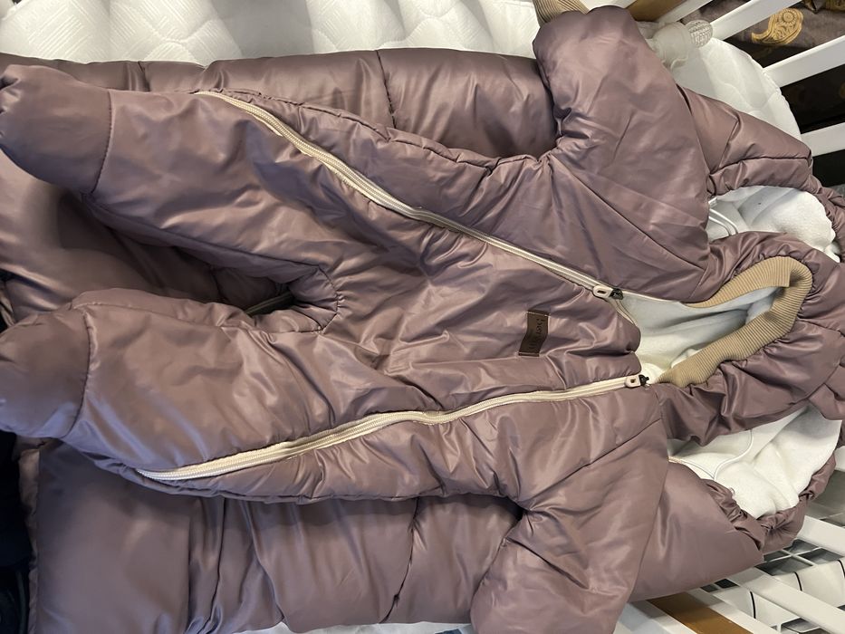 Продам детский комбинезон с конвертом