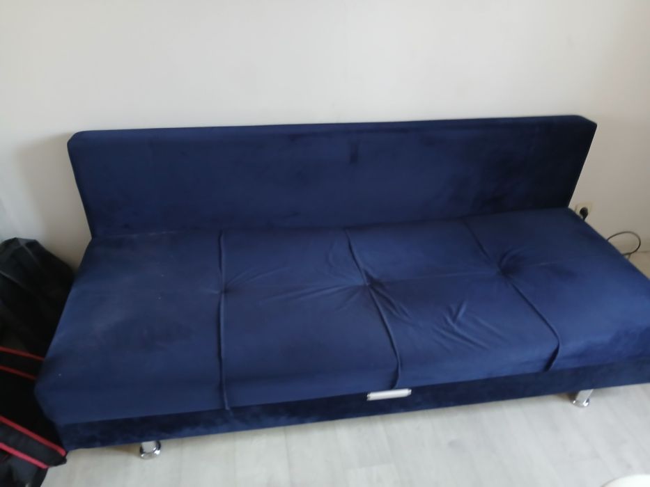 Продам диван! Длина 2,3 м ширина 1 м