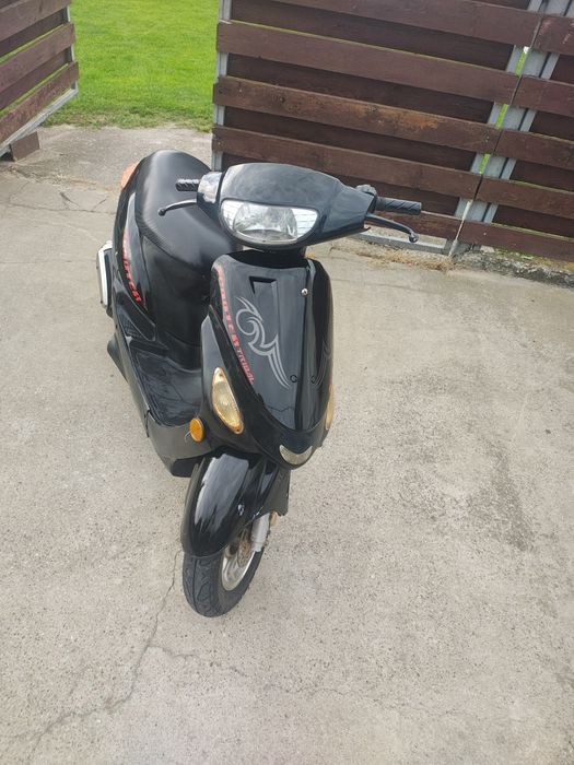 Scuter 49 cc 4t gy6