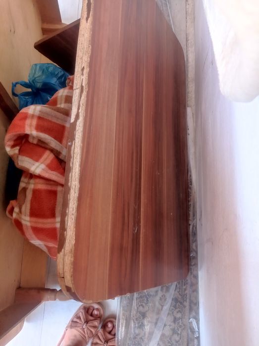 Стол-2штука хорошая состаяние