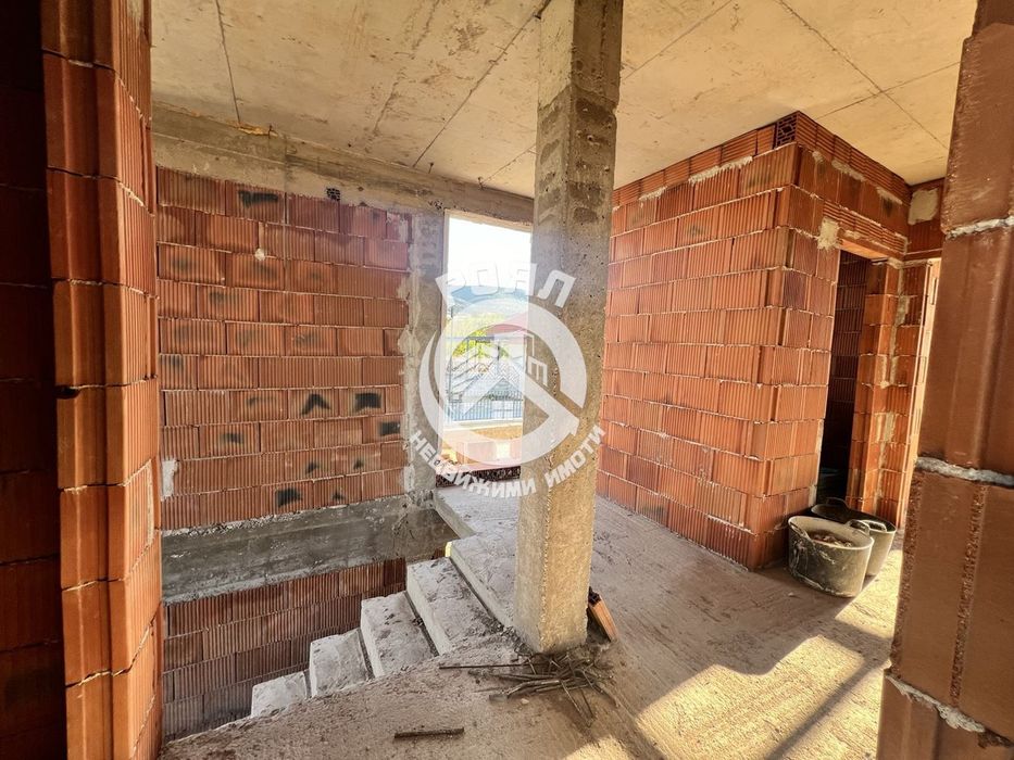 Продава се Къща в с. Белащица, Област Пловдив - 207 кв.м за 846 €/кв.м - Снимка #12