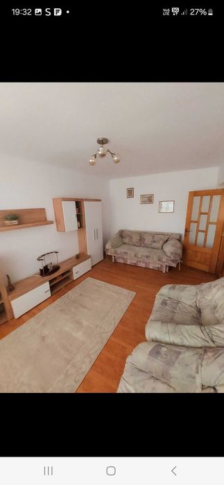 Inchiriez  apartament cu 2 camere, 48mp, et 4, aer conditionat,  cu toate utilitățile
