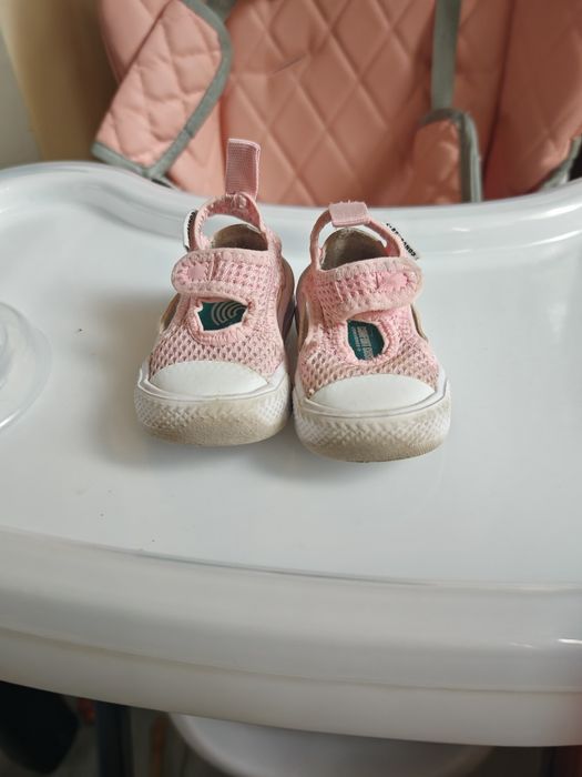 Детски обувки за прохождане