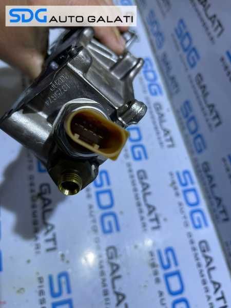 Galerie Admisie Inferioara Rampa Injector Injectoare VW Scirocco 1.4 TSI CAVD CAXA CMSB CNWA CTHD CTKA 2009 - 2014 Cod 03C133202AQ 03C906051H