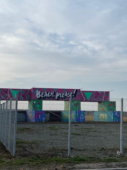 Vand studio/garsoniera in prima linie la mare cu vedete frontala.