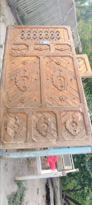 Darvoza Sotiladi. Razmer  3.60.  2.80.  Malumot telda