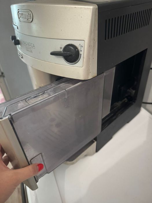 Кофемашина DeLonghi