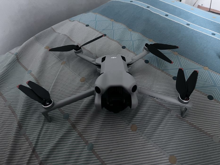 Dji mini 4 pro (doar drona)
