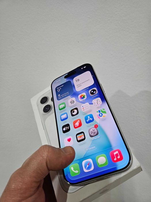 Iphone 17 Pro, 1 Tb, neverlock, 1 ciclu la cutie.