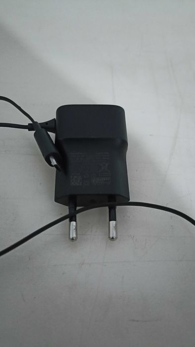 Зарядное устройство Microsoft Power Adapter Micro-USB