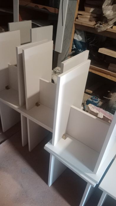 Табуретки кухонные