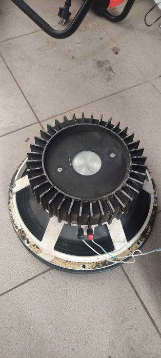 1   difuzor 12 inch/30cm