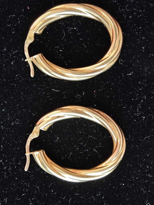 Cercei noi aur 18 k-3.35 gr