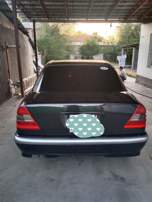 Продаю мерседес отлином состоянии