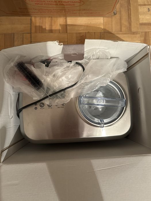 Мороженица BORK