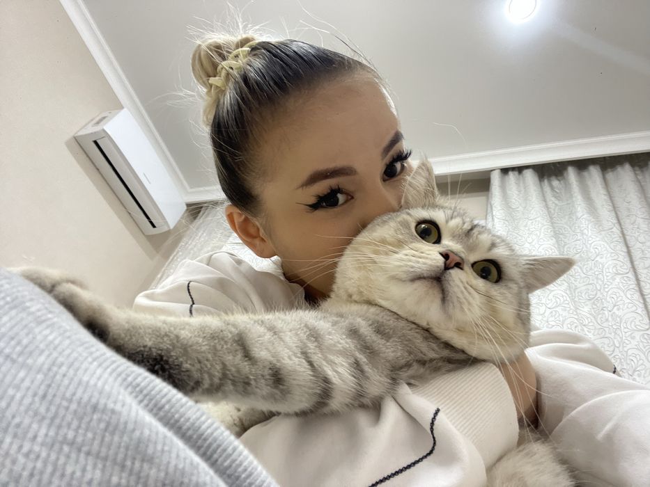 он очень хороший