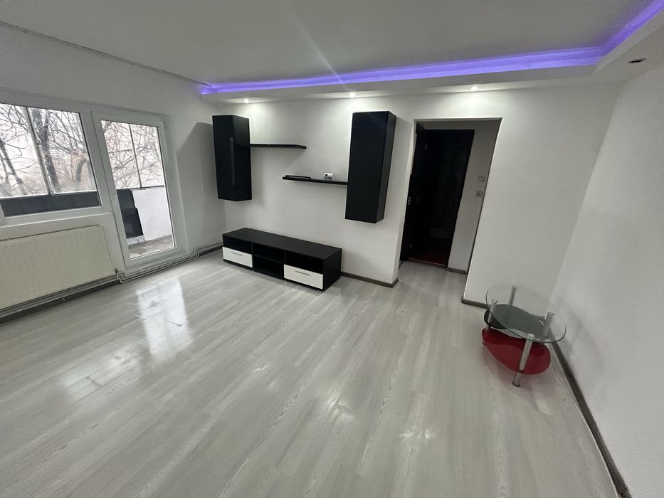 Agentie inchiriem apartament 3 camere str. Nordului